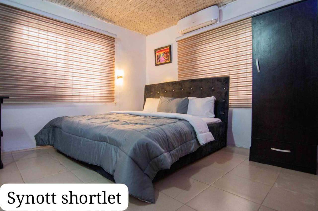 Synott Apartment Ikeja Ngoại thất bức ảnh