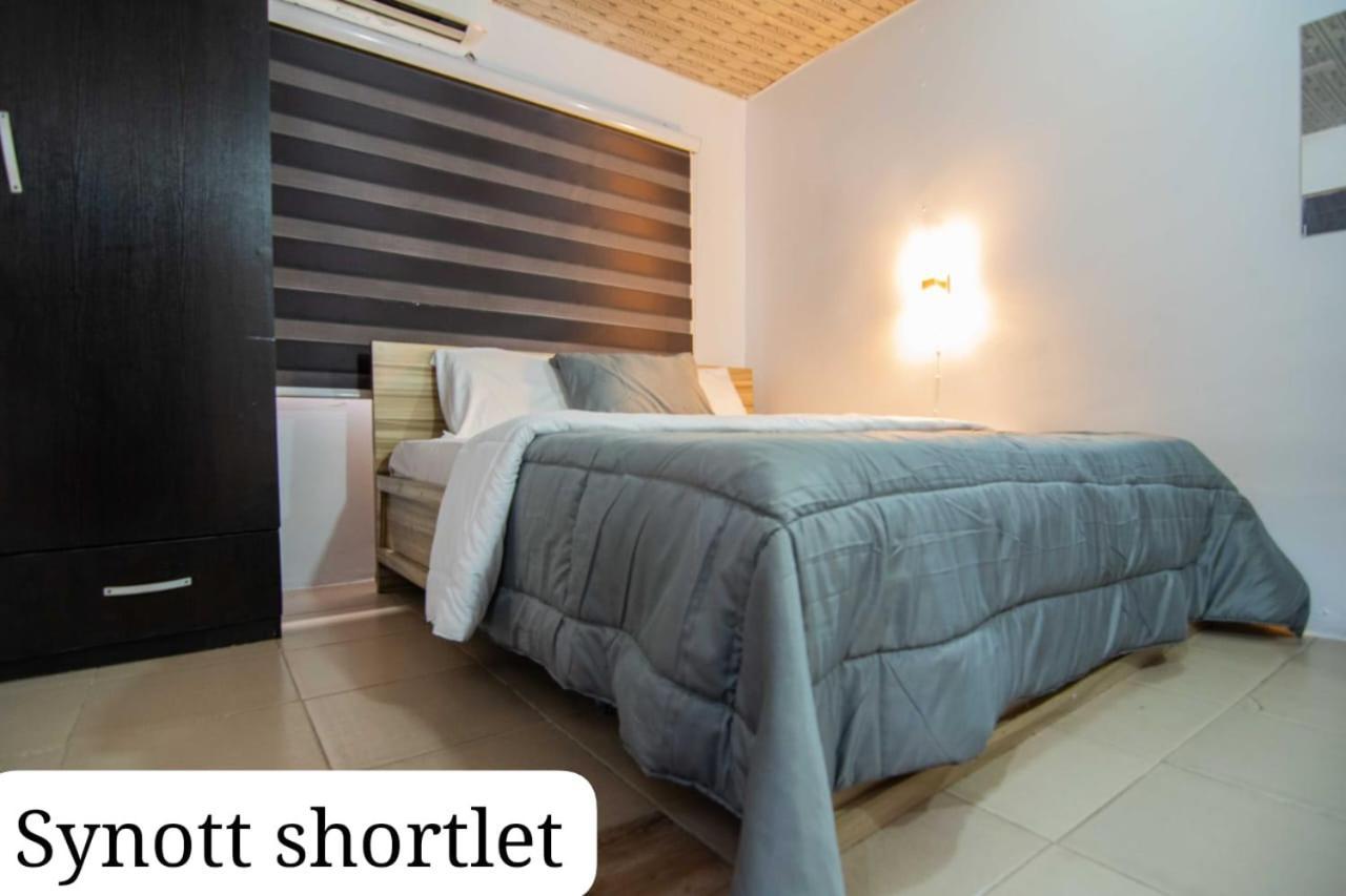Synott Apartment Ikeja Ngoại thất bức ảnh